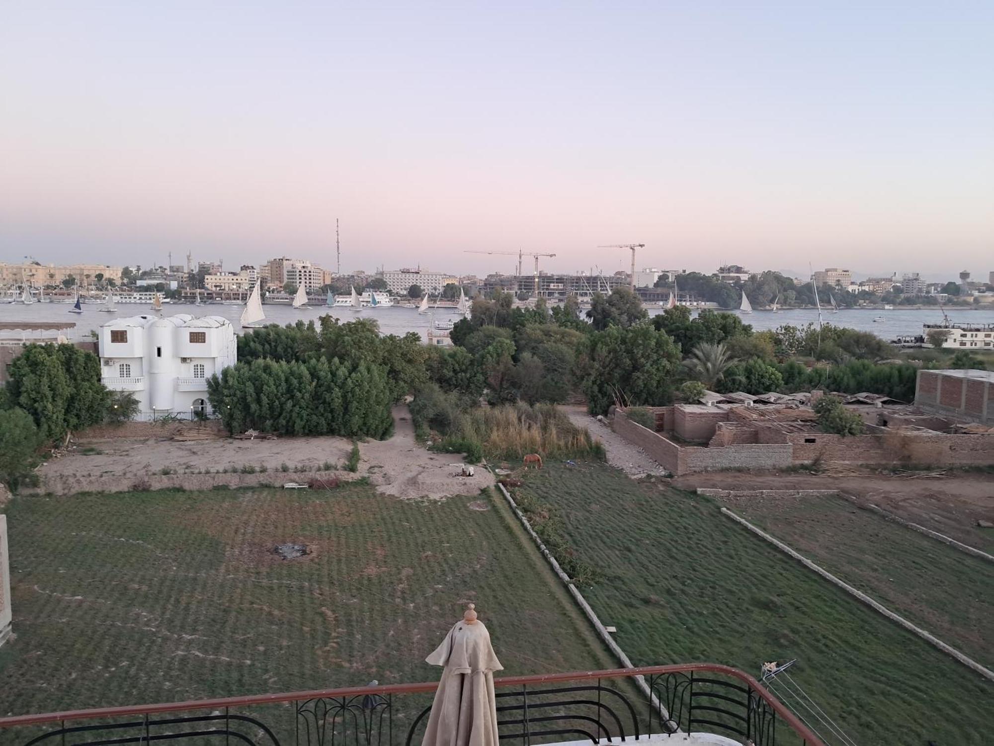 Nile Ruby * Luxor